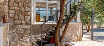 Gorgeous home in Ston