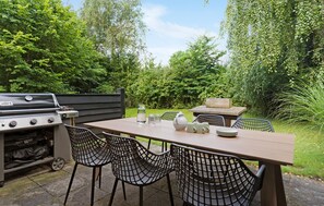 Outdoor dining - 3 bedroom nice home in Liseleje (Liseleje)