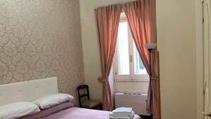 Unclassified image, 3 of 30, button - Suites in Rome 2 - Appartament (Rome)