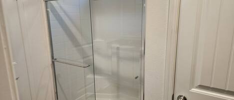 Towels, soap, shampoo, toilet paper