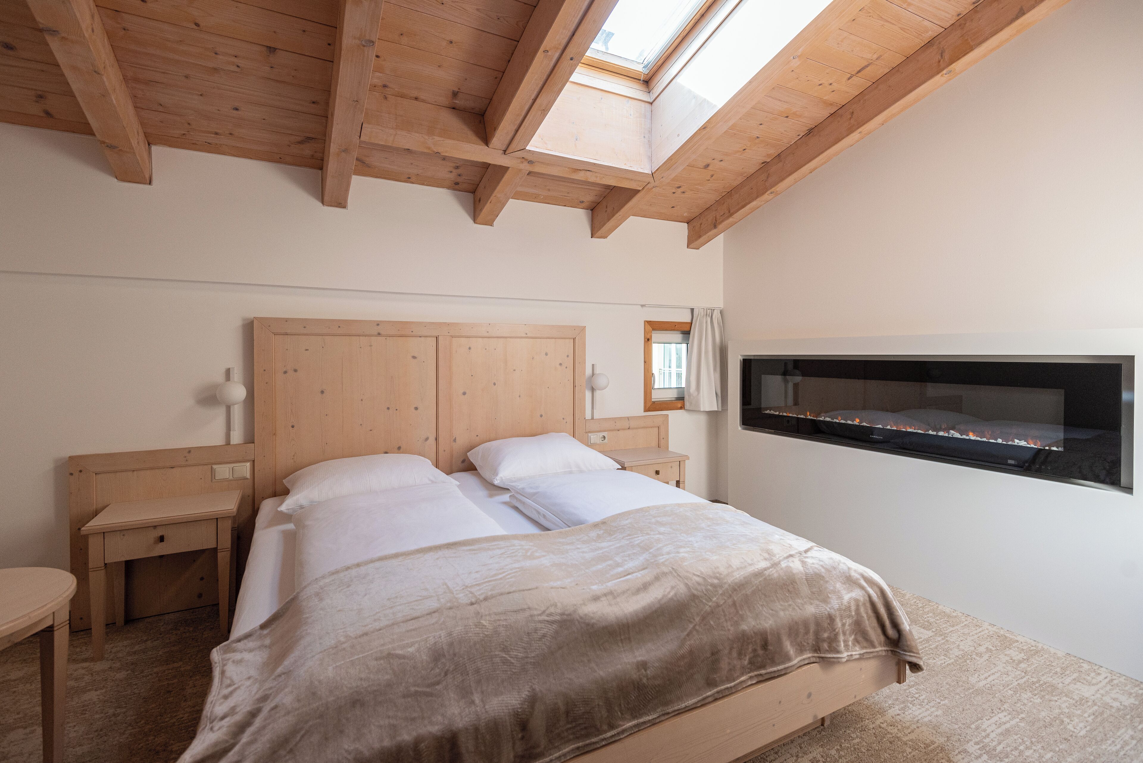 Apartment, 2 Bedrooms, Balcony