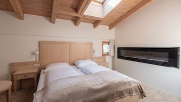 Apartment, 2 Bedrooms, Balcony