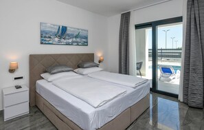 4 Schlafzimmer, Reisekinderbett, kostenloses WLAN, Bettwäsche