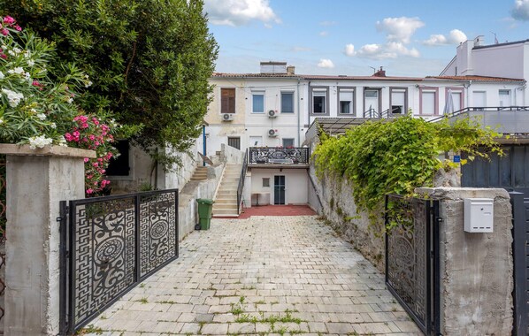 Property grounds - 3 bedroom nice home in Crikvenica (Crikvenica)