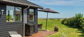 Ocean front home in Sæby with WiFi