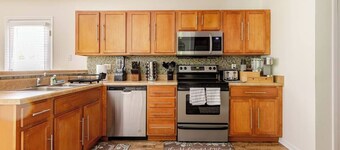 Family & Work Home  Near Duke University & Hospitals 