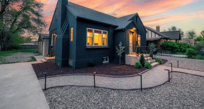 Cute Basement Apt - Walk to Shakespeare Fest, SUU, Explore Nat’l Parks