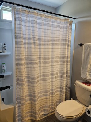 Hårtørrer, håndklæder, Sæbe, Shampoo
