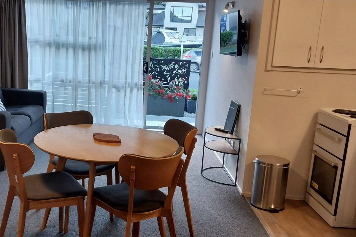 스탠다드 아파트, 침실 1개, 1층 | 다리미/다리미판, 무료 WiFi, 침대 시트