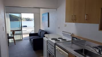 Apartment, Sea View, Ground Floor | Private kitchen