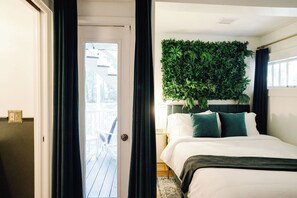 3 chambres, fer et planche à repasser, Wi-Fi, draps fournis