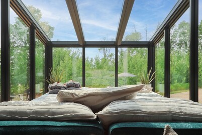 Refuge Bay Caelum Cabin - Luxury Off Grid Escape