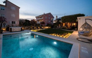 Beheizter Pool