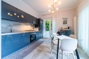 Apartment, Lake View | Private kitchen | Fridge, microwave, oven, stovetop - Ka'Doro Deluxe (Nesso)