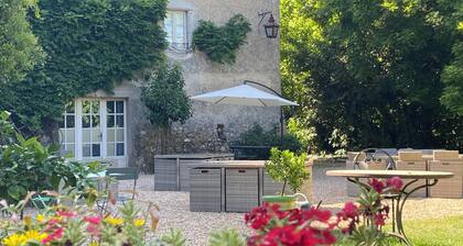 Orangerie de Cardet - Gîte "Le Mûrier"