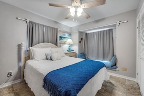 1 bedroom, iron/ironing board, free WiFi, bed sheets - Spring Discounts! Pool & Hot tub.1st Fl. (Miramar Beach)
