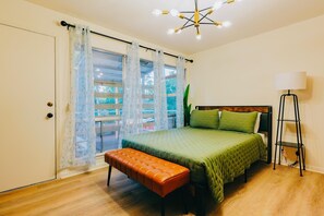 5 室のベッドルーム、アイロン / アイロン台、WiFi、ベッドシーツ