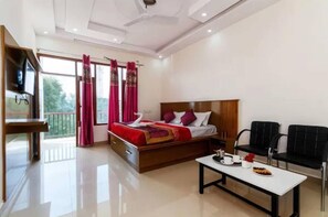 Room - Hotel Roop Mandi (Manali)
