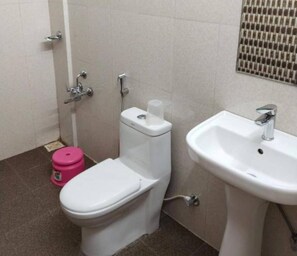 Bathroom - Hotel Lakeview Chhatarpur (Chhatarpur)