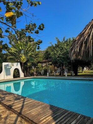 Outdoor pool - Los Angeles (San Pedro Pochutla)