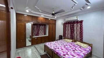 9 slaapkamers, wifi, beddengoed