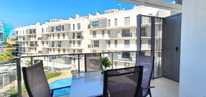 Outdoor dining - New construction apartment in Denia (Denia)
