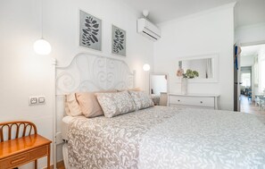 3 bedrooms, travel cot, free WiFi