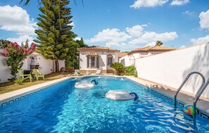 Pool - Nice home in Chiclana de la Fronter (Chiclana de la Fronter)