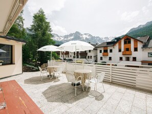 Outdoor dining - Apartment Nr. 7 by Interhome (Sulden)
