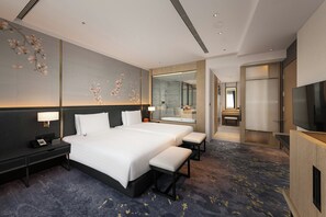 Hypo-allergenic bedding, down duvets, minibar, in-room safe - Hotel Nikko Kaohsiung (Kaohsiung)