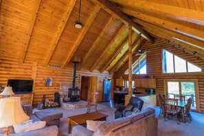 TV connectée, jeux vidéo, lecteur de DVD, livres