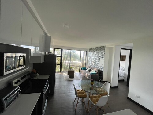 Hermoso Apartamento Vista Hermosa 2, Zona 15, a 5 Minutos de Cayalá