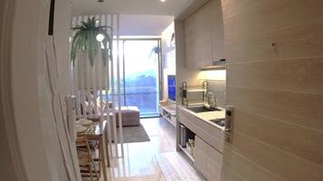 Condo, 1 Bedroom, Accessible, Balcony | Private kitchen