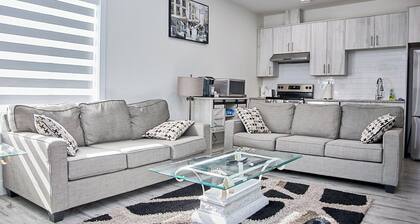 Cozy 3-bedroom, 3 queen beds ground level suite in a desirable location in PG.