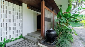 ์๋ฐ ์์ค ์ ๋ฉด