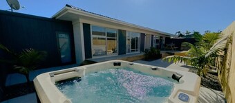 Tranquil Retreat in Red Beach