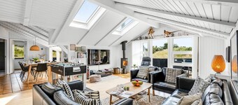 "Emin" - 700m from the sea by Interhome