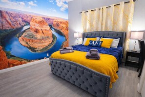 3 bedrooms, desk, free WiFi, bed sheets