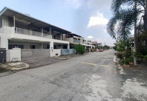 Front of property - SPOT ON 91018 Sunshine Bnb Concept Service (Ipoh)