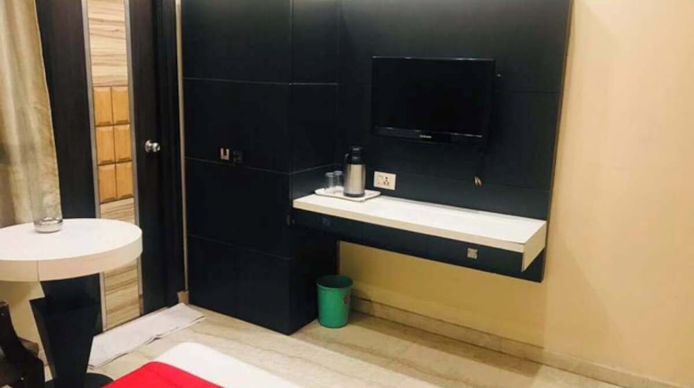 2 Star Hotels