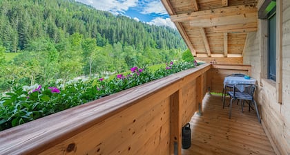 Schöne Ferienwohnung mit Balkon in Hopfgarten