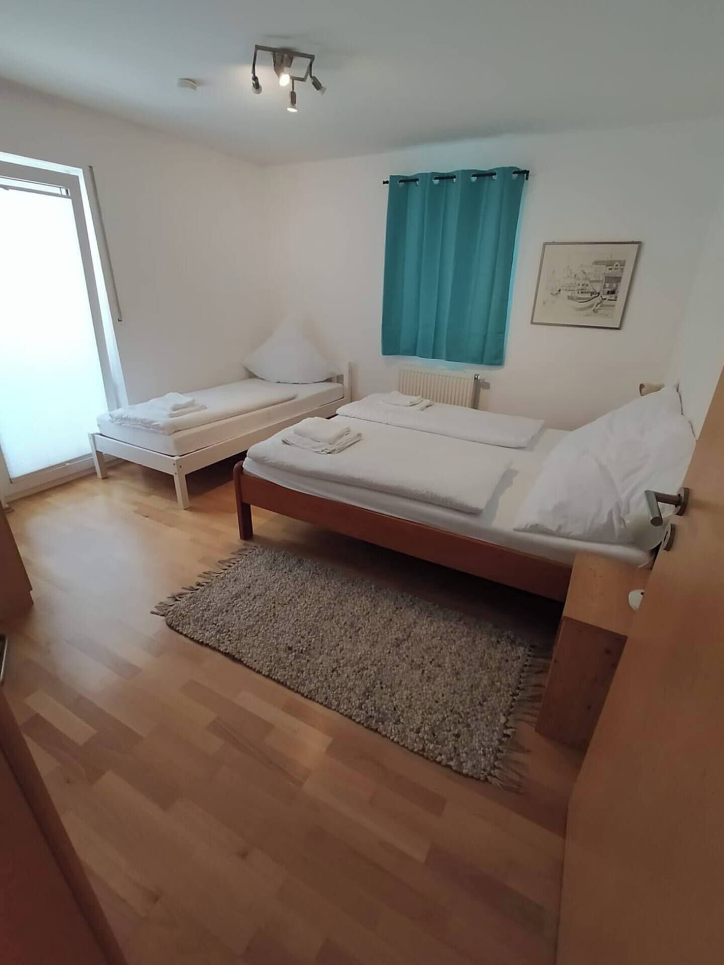 2 Schlafzimmer, Schreibtisch, Bügeleisen/Bügelbrett, kostenloses WLAN