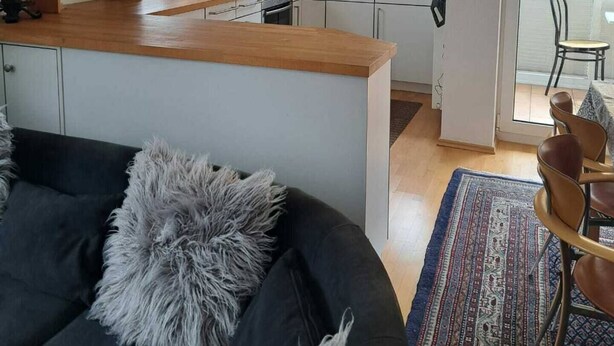 Uklassifisert bilde, 1 av 11, knapp