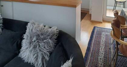 Zentral hinter dem Marktplatz mit 2 Balkonen. Familienfreundlich!