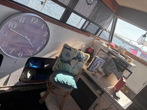 Interior - Ebb & Flow (Bradenton Beach)