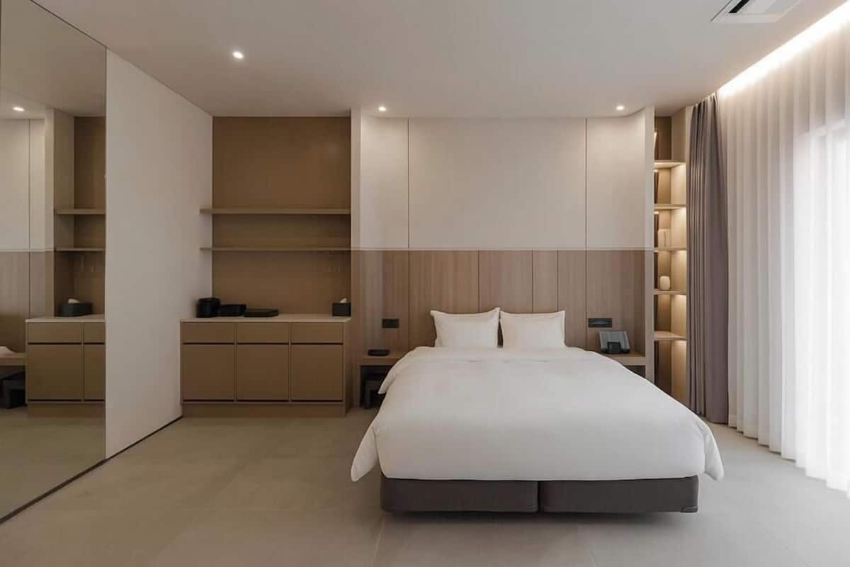 PENTHOUSE-FAMILY DOUBLE TWIN (include B.F & Heated Pool) | Caja fuerte, cortinas opacas, sistema de insonorización y wifi gratis