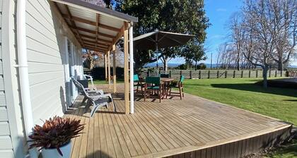 THE GUEST HOUSE- Awakeri area.
Boutique accommodation -affordable price.