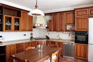 Private kitchen - Typical Monferrato apartment among the Vineyards (Grazzano Badoglio)