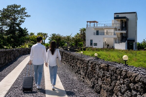 Property entrance - Liverpool an spa (Jeju City)