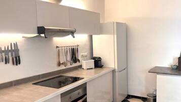 Microones, forn, placa de cuina i rentaplats